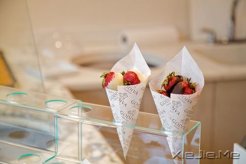 �簲����˱���ӵ�����룬�Ż����𴲵Ķ��� (5)